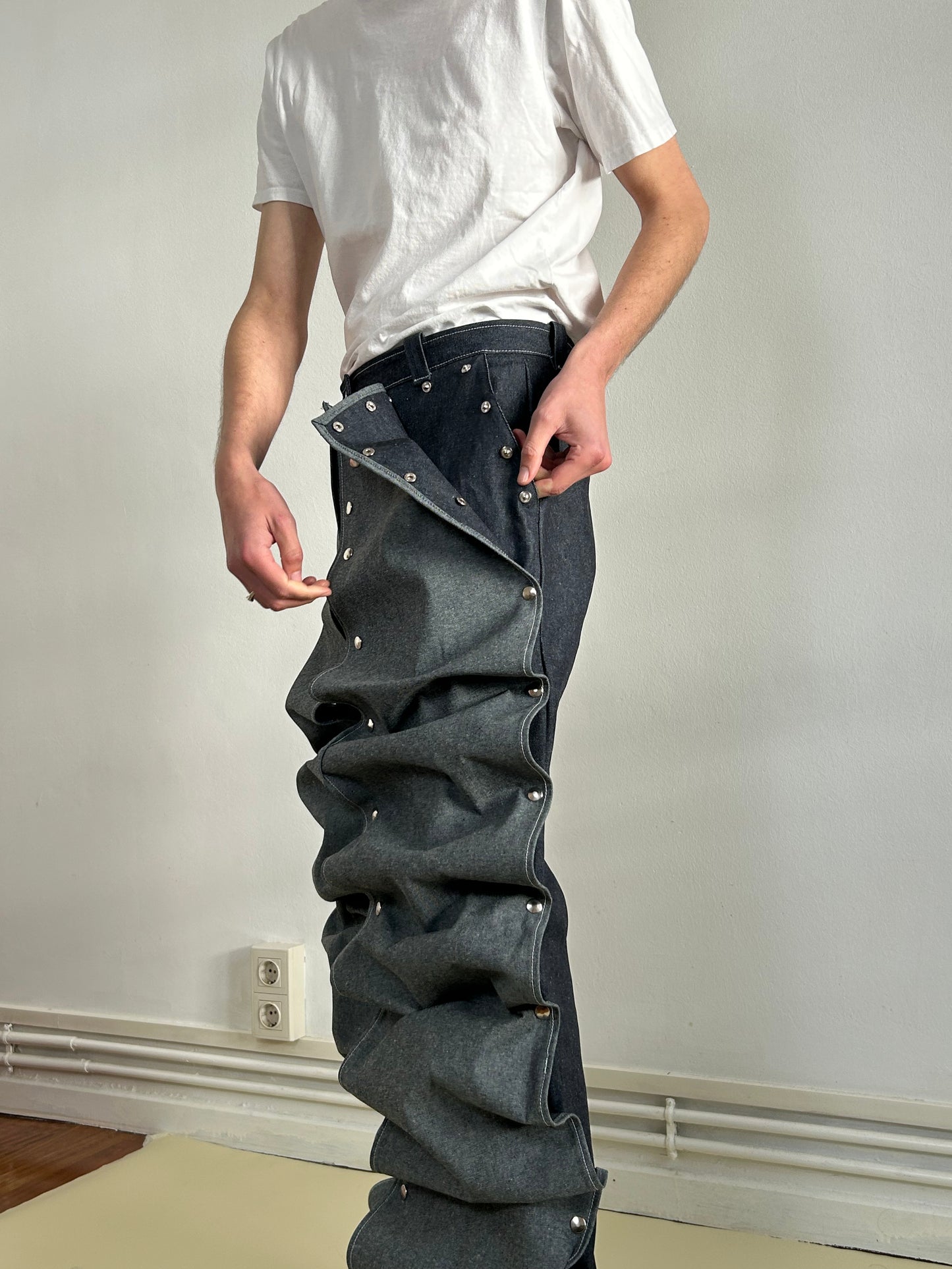 PANTALÓN PARCHES