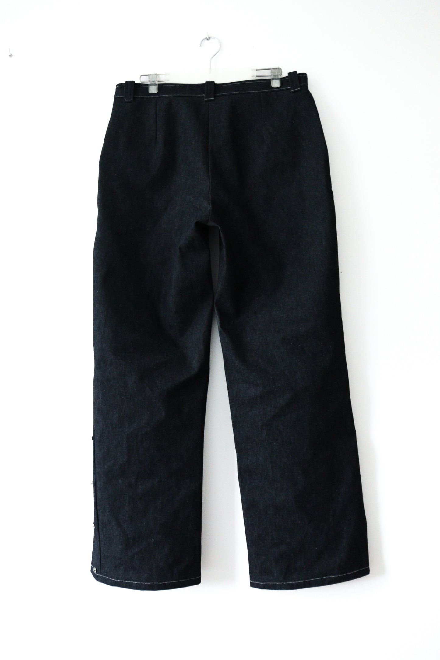 PANTALÓN PARCHES